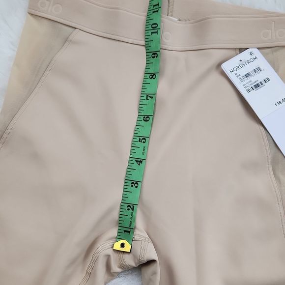 Alo Yoga Airlift High-Waist Ballet Dream Legging in Macadamia NWT Medium - Picture 10 of 10